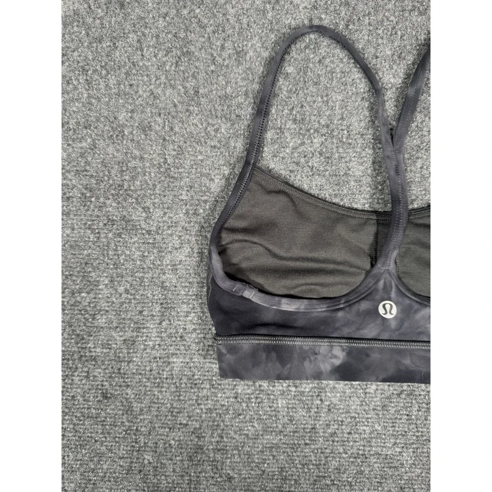 Lululemon Flow Y Bra Nulu Womens 2 Gray Racerback Sport Bra Yoga‎ Gym B/C Cup